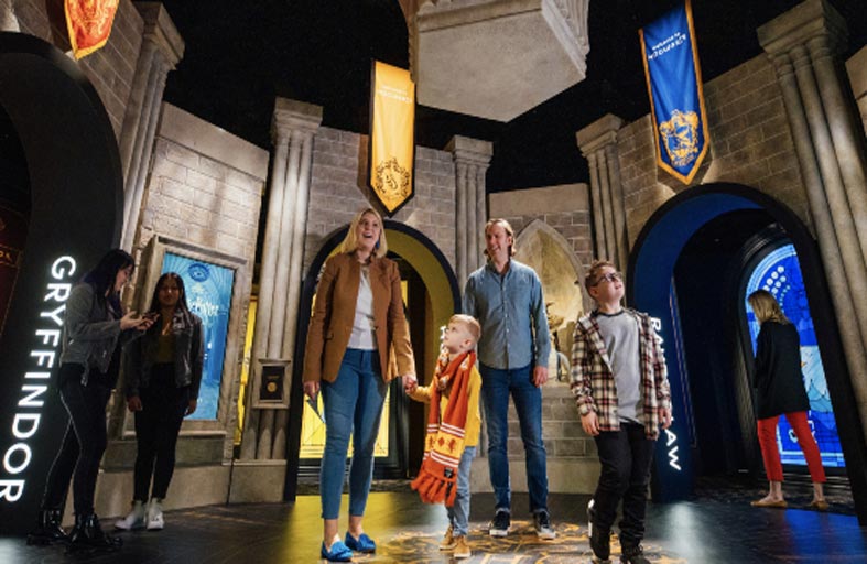 معرض غامر عن عالم هاري بوتر في باريس