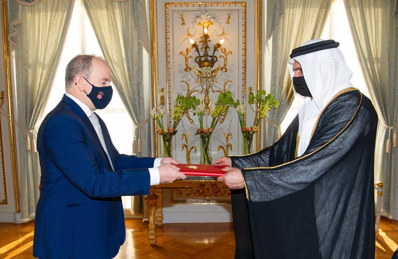 سفير الدولة غير المقيم يقدم أوراق اعتماده إلى أمير موناكو