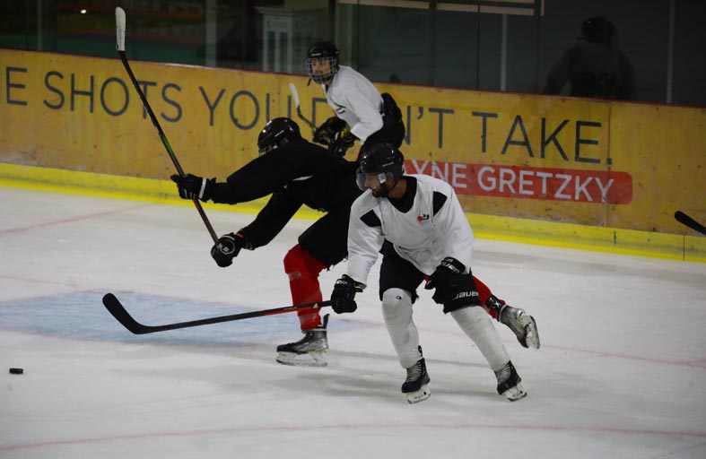 «هوكي الجليد» يستعد للمشاركة في «مونديال» صربيا