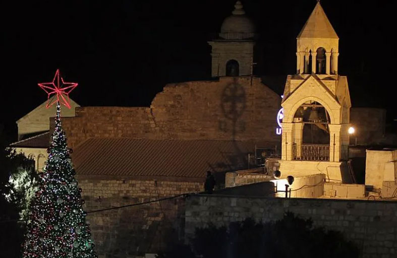 عام الفواجع.. الضفة الغربية تفقد زينتها في أعياد الميلاد