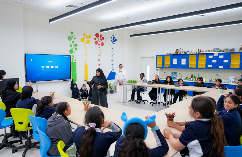 دائرة البلديات والنقل متمثلة ببلدية مدينة أبوظبي تنفذ حملة توعوية للحفاظ على جمال شواطئ أبوظبي وتعزيز استدامتها