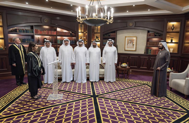 أمام محمد بن راشد.. ثلاثة قضاة في محاكم مركز دبي المالي العالمي يؤدون اليمين القانونية