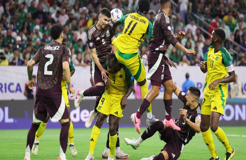 فنزويلا تقلب الطاولة على الإكوادور.. وفوز صعب للمكسيك 