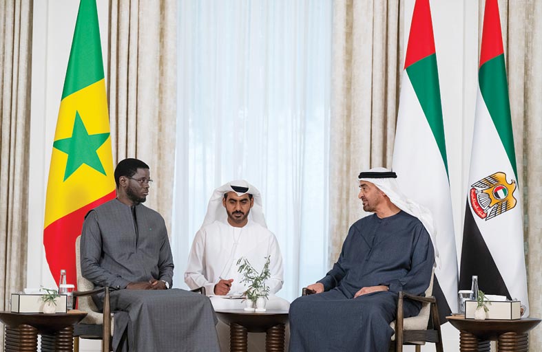 رئيس الدولة والرئيس السنغالي يبحثان علاقات التعاون بين البلدين وعدداَ من القضايا الإقليمية والدولية 