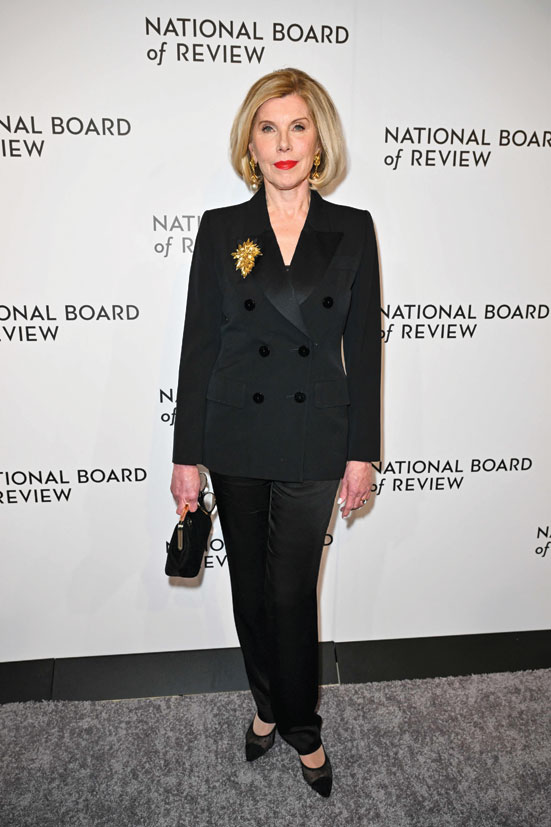 الممثلة الأمريكية كريستين بارانسكي لدى حضورها حفل توزيع جوائز المجلس الوطني للمراجعة في نيويورك. (ا ف ب)