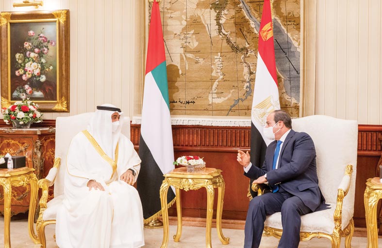 محمد بن زايد يؤكد حرص الإمارات الدائم على التنسيق مع مصر فيما يتعلق بالملفات والأزمات الإقليمية 