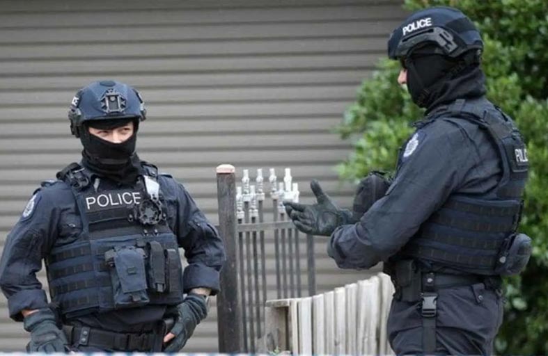 دخلا المنزل فوجدا طفلتهما في ظروف مروعة