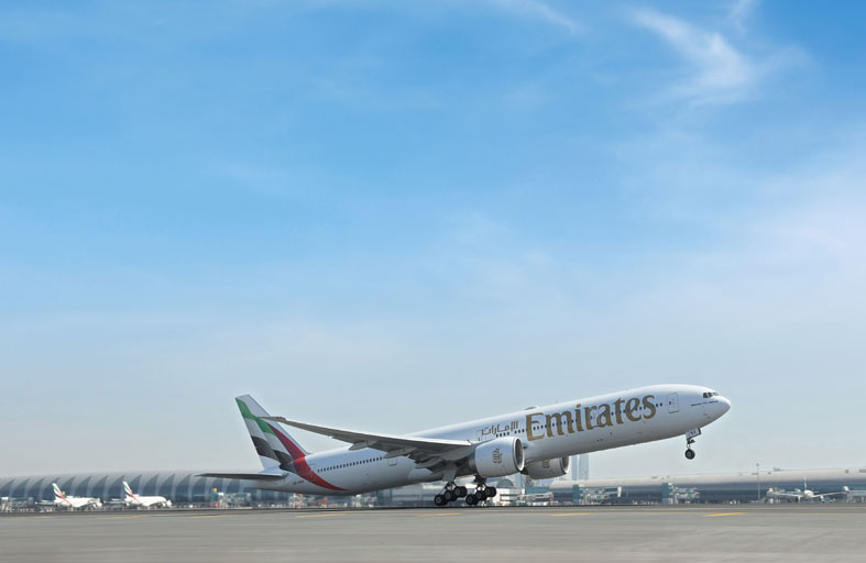 طيران الإمارات تنقل أكثر من 14 مليون مسافر خلال شهري يونيو وأغسطس