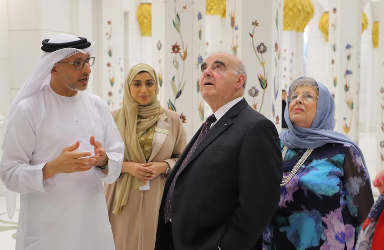 رئيس مالطا يزور جامع الشيخ زايد الكبير في أبوظبي