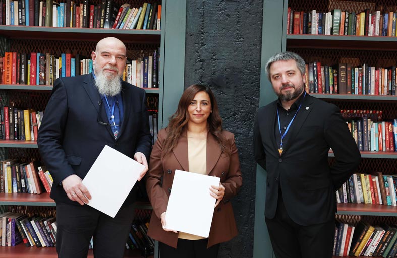 مكتب الشارقة العاصمة العالمية للكتاب ومؤسسة فروتسواف للأدب يعلنان عن تأسيس صندوق مساندة أدباء أوكرانيا