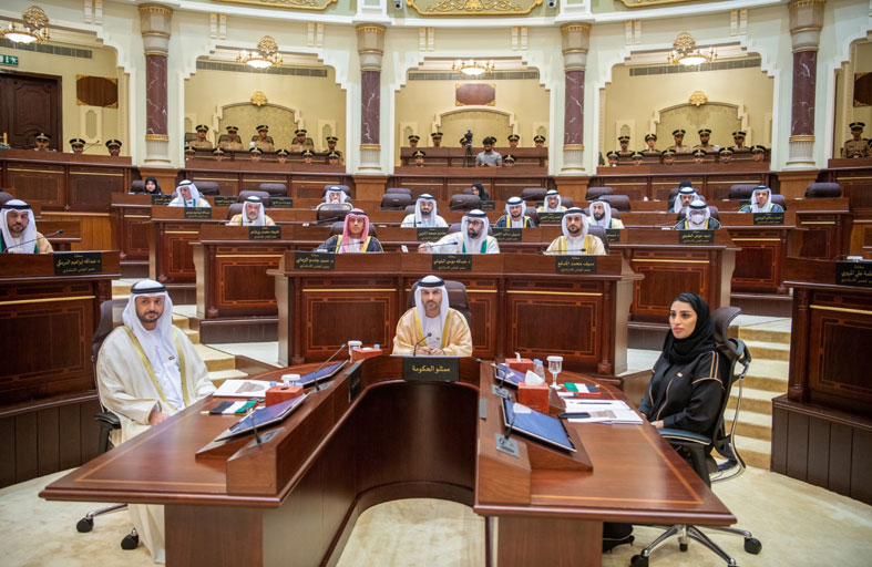 استشاري الشارقة يقر عددا من المقترحات على قانون إنشائه 