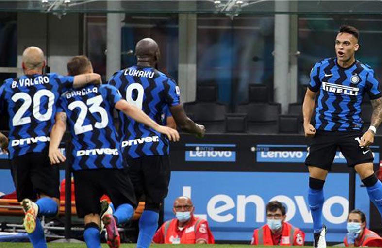 إنتر للاستفادة من قمة ميلان و نابولي بدوري إيطاليا