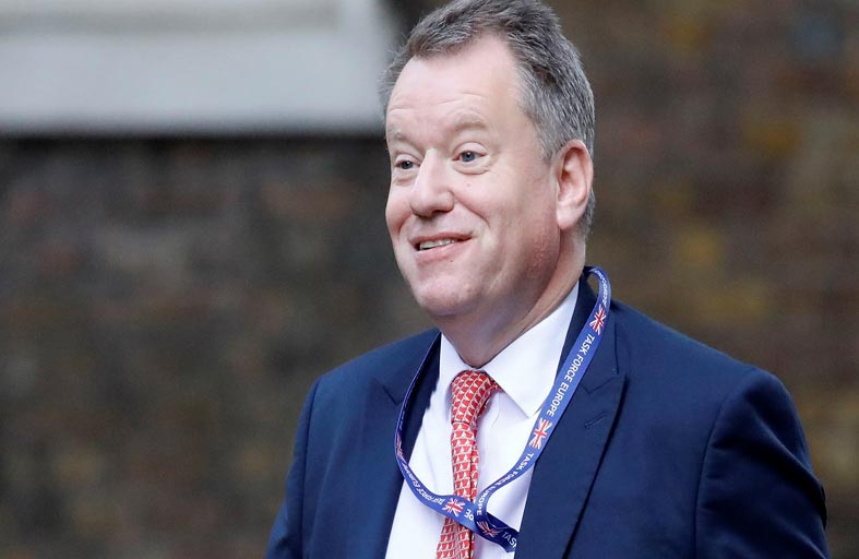 بريطانيا تزيد الضغط على الاتحاد الأوروبي بشأن إيرلندا 