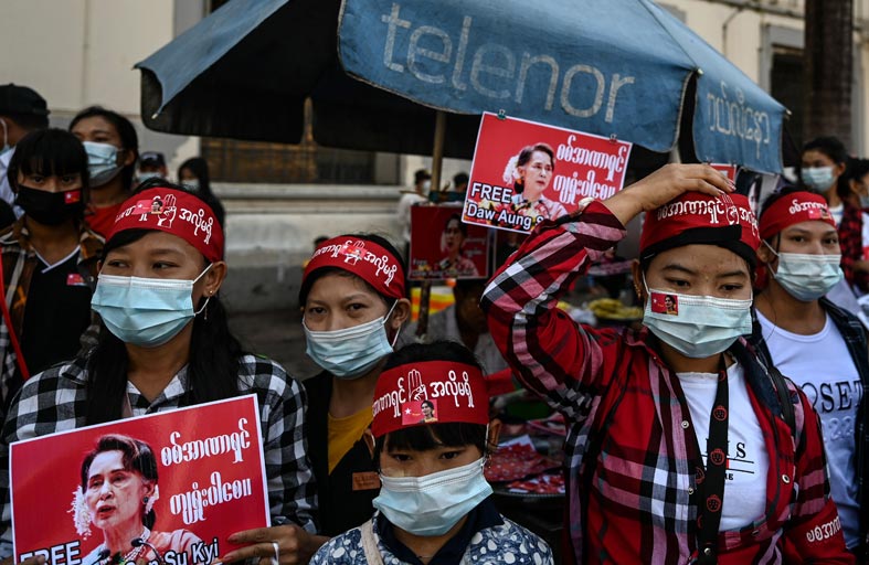 العسكريون يواصلون حملة الاعتقالات في بورما 