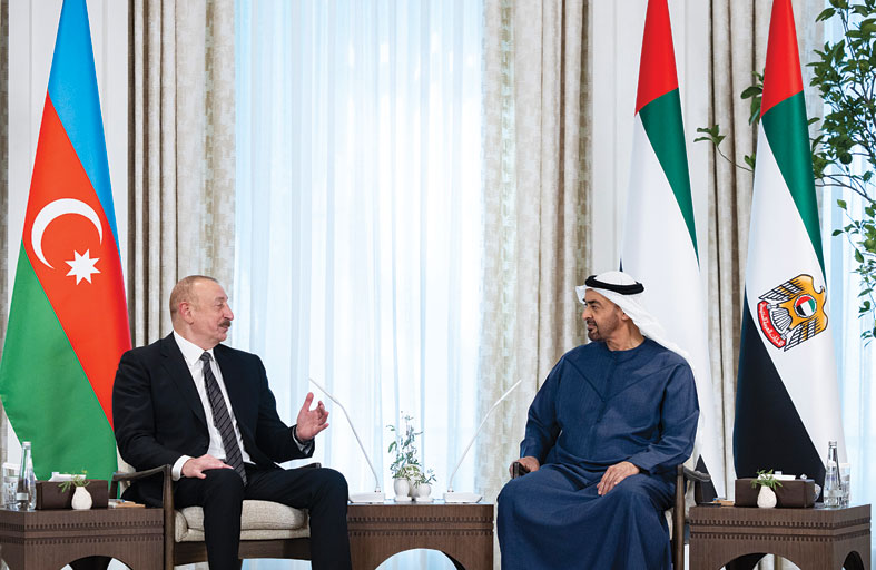 رئيس الدولة ورئيس أذربيجان يؤكدان العمل على ترسيخ أسس السلام والاستقرار والأمن الإقليمي والعالمي 