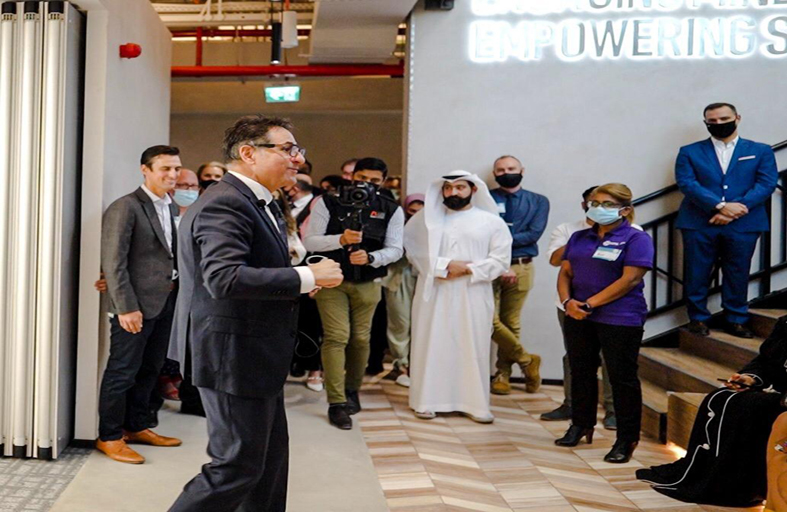 مركز كومباس يقدم العمل المشترك في رأس الخيمة