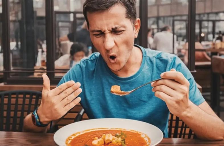 صلصة حارة تكشف لغز الألم والمتعة في الدماغ