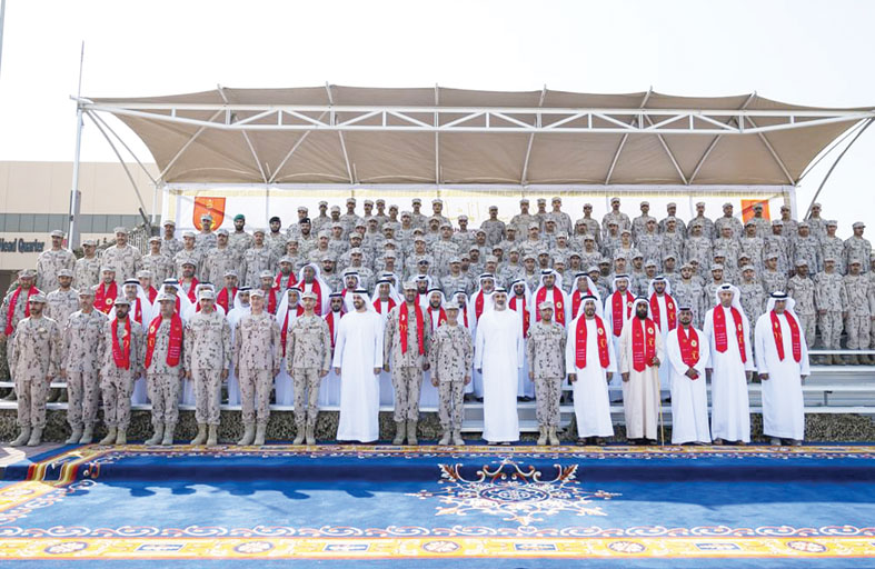 ولي عهد أبوظبي يشهد حفل اليوبيل الذهبي لمدرسة المشاة