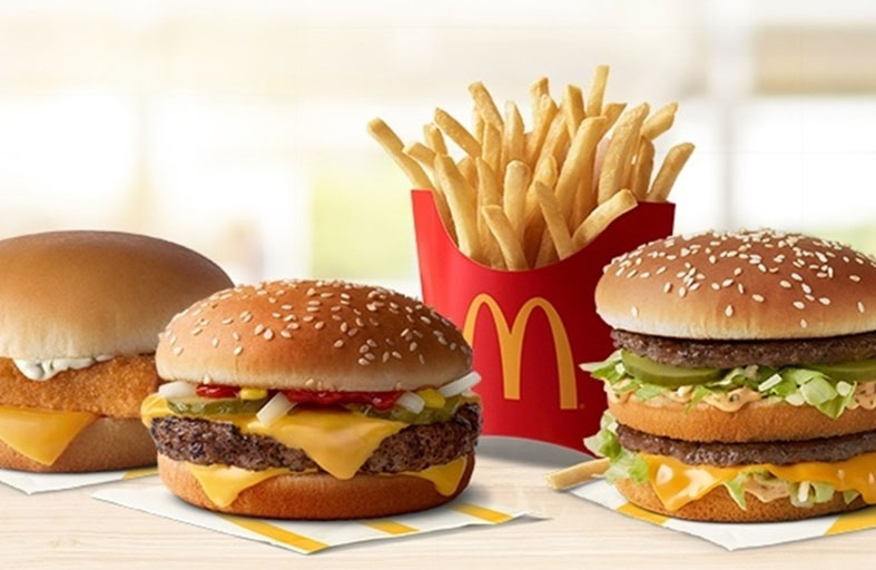 هددت العاملين في ماكدونالدز.. والسبب وجبة طعام