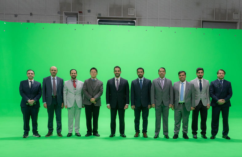 سلطان بن أحمد القاسمي يزور المجمع الكوري للواقع الافتراضي والمعزز (كوفاك) 