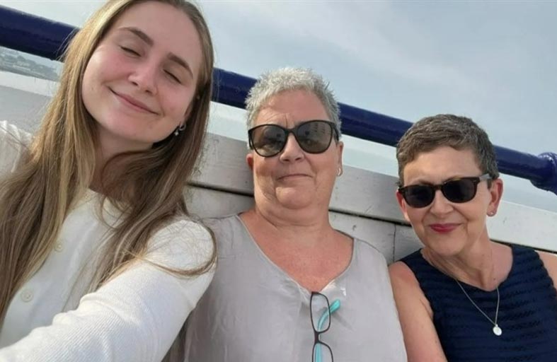 كسر إصبع قدمها.. فاكتشفت إصابتها بالسرطان