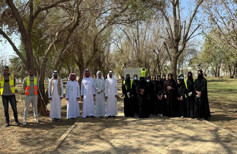 جمعية كلنا الإمارات تنظم حملة تطوعية في مدينة العين بهدف إعادة جماليات هذه المناطق وتعزيز البيئة الصحية والأجواء المثالية للجمهور والزائرين