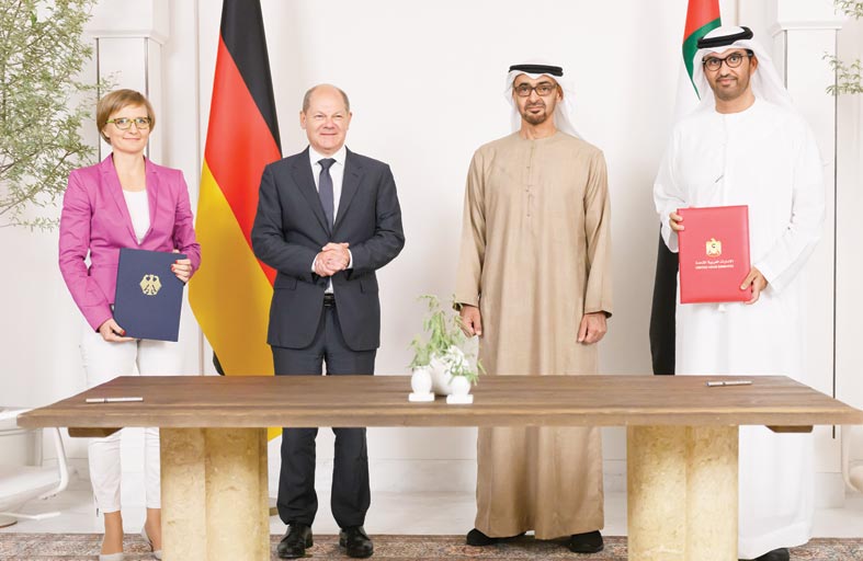 رئيس الدولة ومستشار ألمانيا يشهدان توقيع اتفاقية استراتيجية في مجال تسريع أمن الطاقة والنمو الصناعي