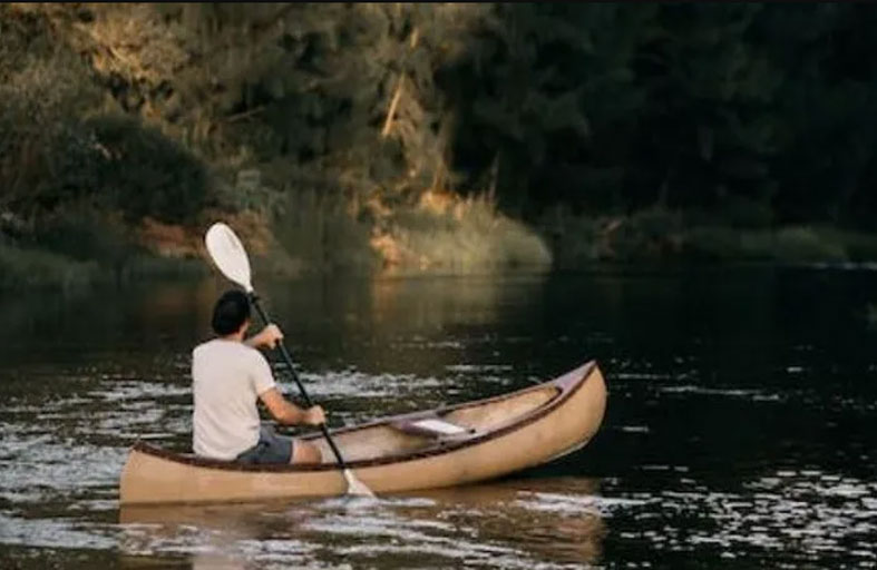 سكتة قلبية ثم سقوط في البحيرة