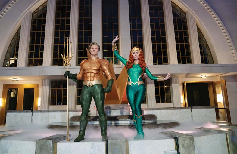 عالم وارنر براذرز أبوظبي ترحب بثلاث شخصيات جديدة من شخصيات دي سي سوبر هيروز