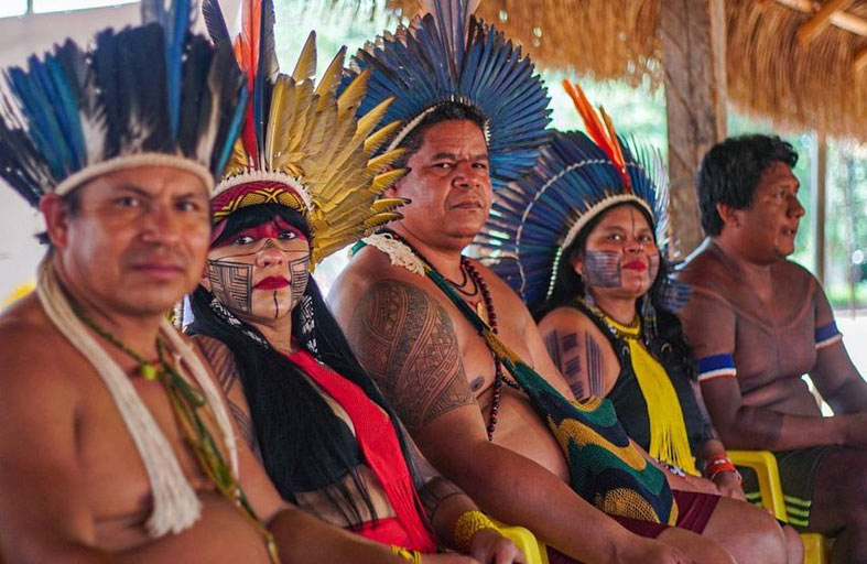 اشتعال معركة السكان الأصليين في البرازيل من أجل أراضيهم 