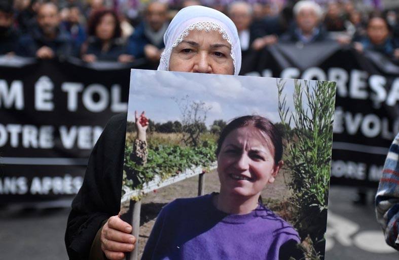 مثول المشتبه به في قتل أكراد في باريس أمام قاض للتحقيق 