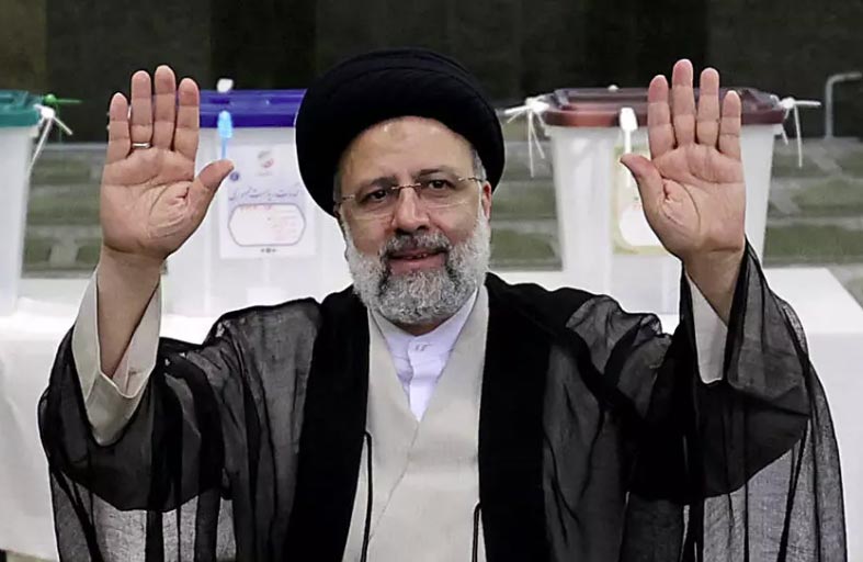 إبراهيم رئيسي يفوز بالانتخابات الرئاسية في إيران 