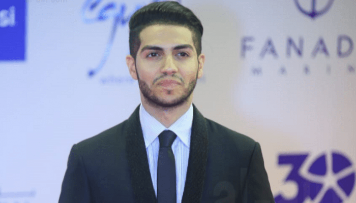 مينا مسعود إلى مصر في عز الظهر