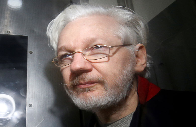 محكمة بريطانية تبدأ نظر قضية تسليم أسانج 