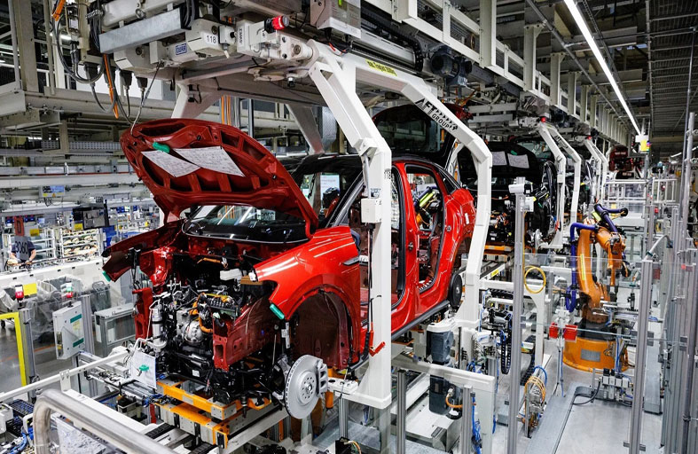 الرسوم الجمركية الأمريكية تفرض ضغوطا على صناعة السيارات النمساوية