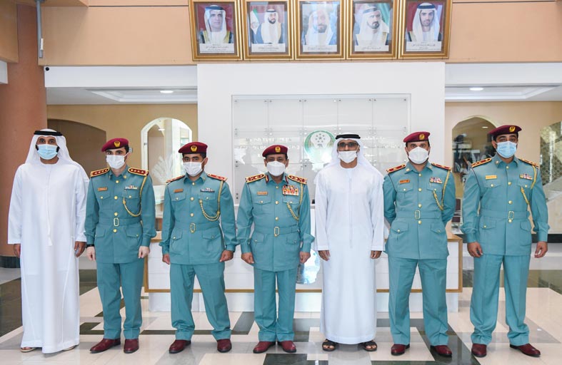 قائد عام شرطة رأس الخيمة يتوج القطاعات الفائزة بفعاليات الأنشطة الرياضية للمنطقة الأمنية رأس الخيمة 6 وكأس القائد العام للرماية 7