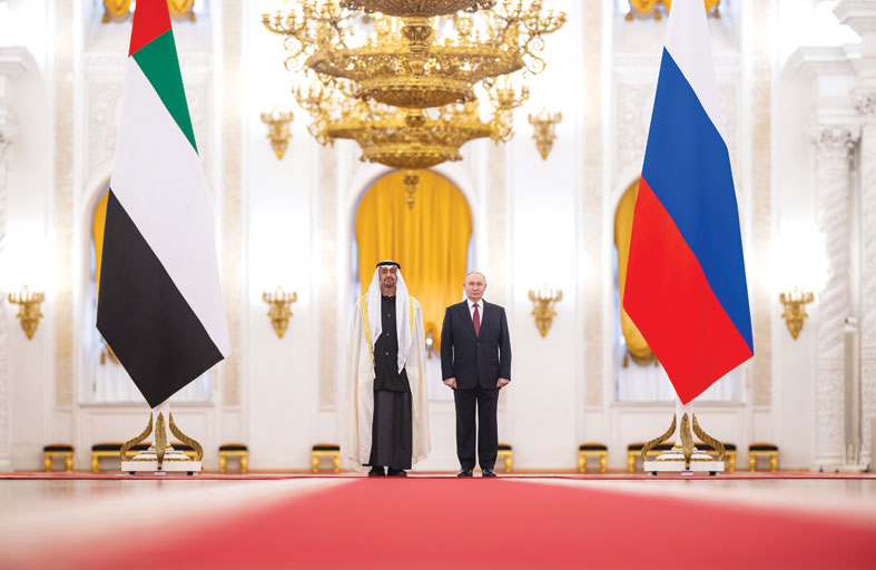 رئيس الدولة يؤكد أهمية ترسيخ السلام والاستقرار في العالم ومعالجة مختلف النزاعات سلميا 