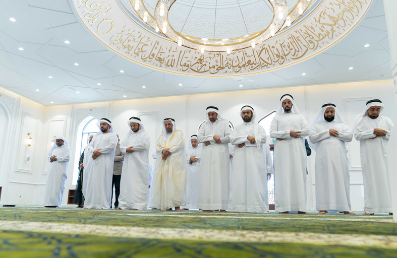 حاكم الشارقة يفتتح مسجد البردي في مدينة الذيد