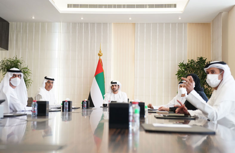 مكتوم بن محمد : جهود حمدان بن راشد على مدار 49 عاما شكلت العصب الأساسي لبناء المؤسسات المالية الاتحادية .. وهدفنا العمل بروح الفريق الواحد لتحقيق رؤية القيادة الرشيدة