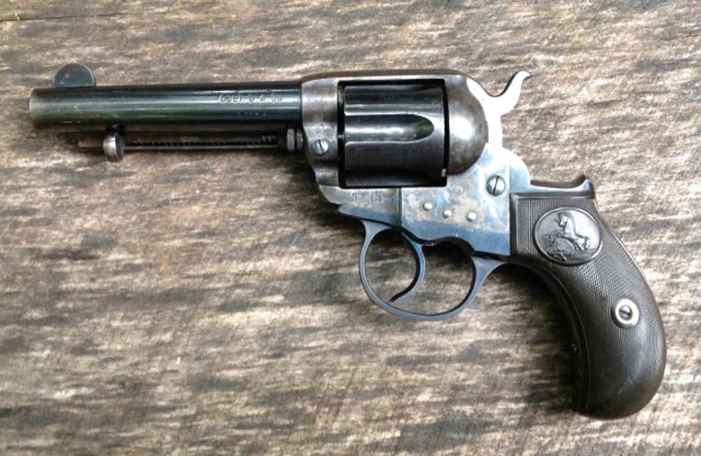 سلاح قتل ذا كيد في مزاد