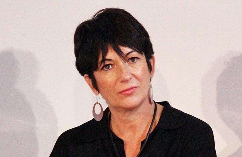 محامو ماكسويل يطلبون إجراء محاكمة جديدة 