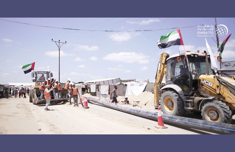 فريق عملية الفارس الشهم 3 يقوم بجولة تفقدية لمتابعة تنفيذ مشروع شريان الحياة لإمداد جنوب غزة بالمياه 