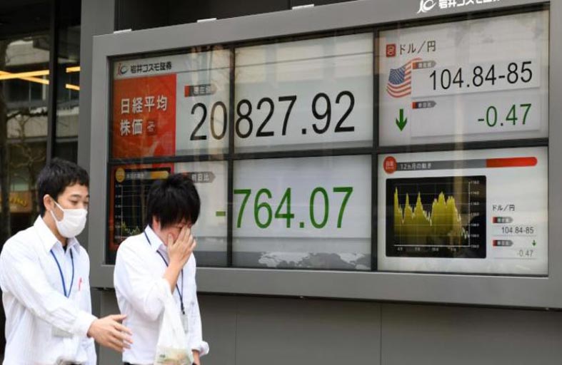 بورصات آسيا تتراجع بعد وول ستريت  