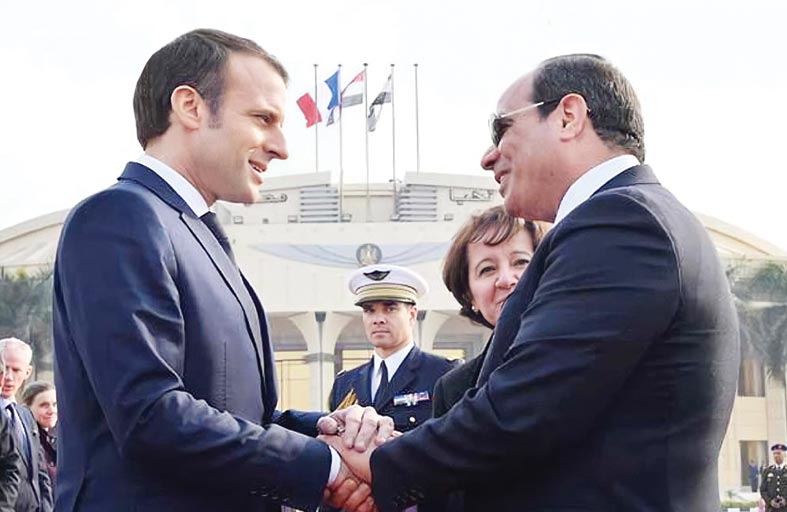 السيسي في فرنسا لدعم المرحلة الانتقالية في السودان 