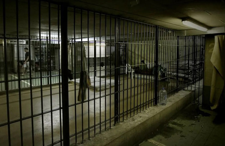 لبنان.. مصير السجناء السوريين ينتظر موقف السلطات