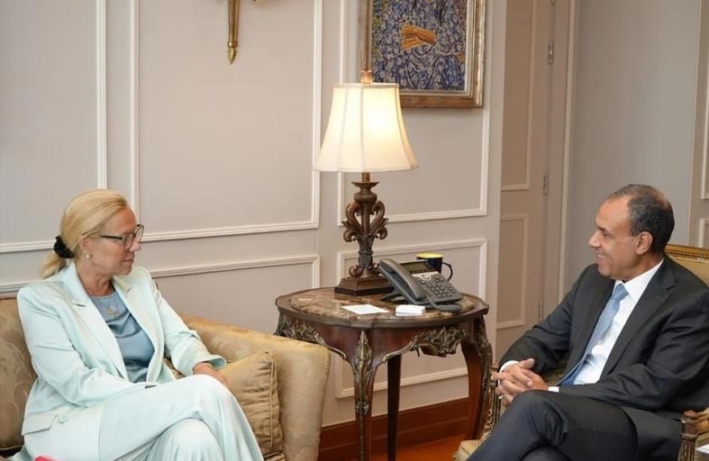 مصر تطالب بالانسحاب الإسرائيلي من رفح وتشغيل المعبر بواسطة السلطة الفلسطينية