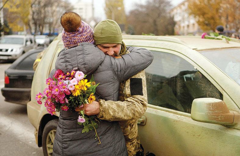 صفارات الإنذار تدوي في أوكرانيا.. وقصف روسي على كييف
