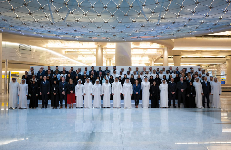 خالد بن محمد بن زايد يزور مبنى المطار الجديد «مبنى المسافرين A» لتفقد جاهزيته قبل بدء عملياته التشغيلية في نوفمبر 