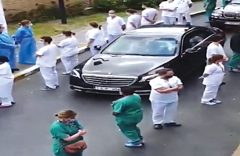 «الجيش الأبيض» يدير ظهره لرئيسة الوزراء البلجيكية