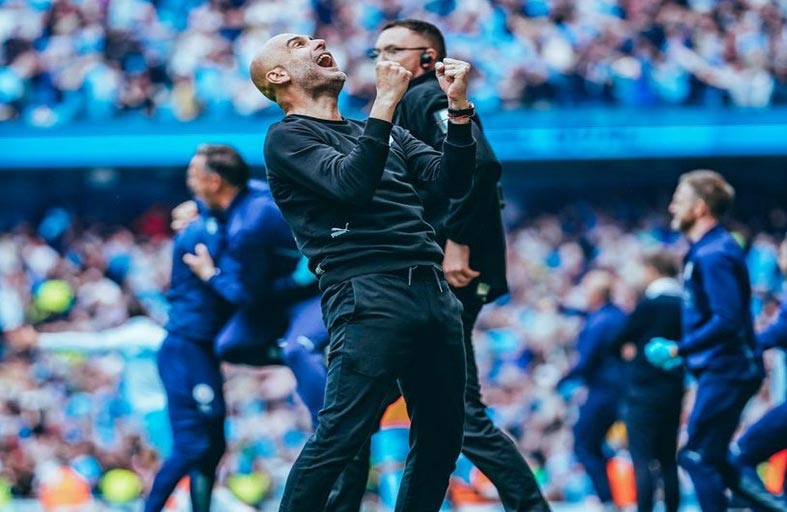 مانشستر سيتي يتوج بطلاً للدوري الإنجليزي للمرة الثامنة